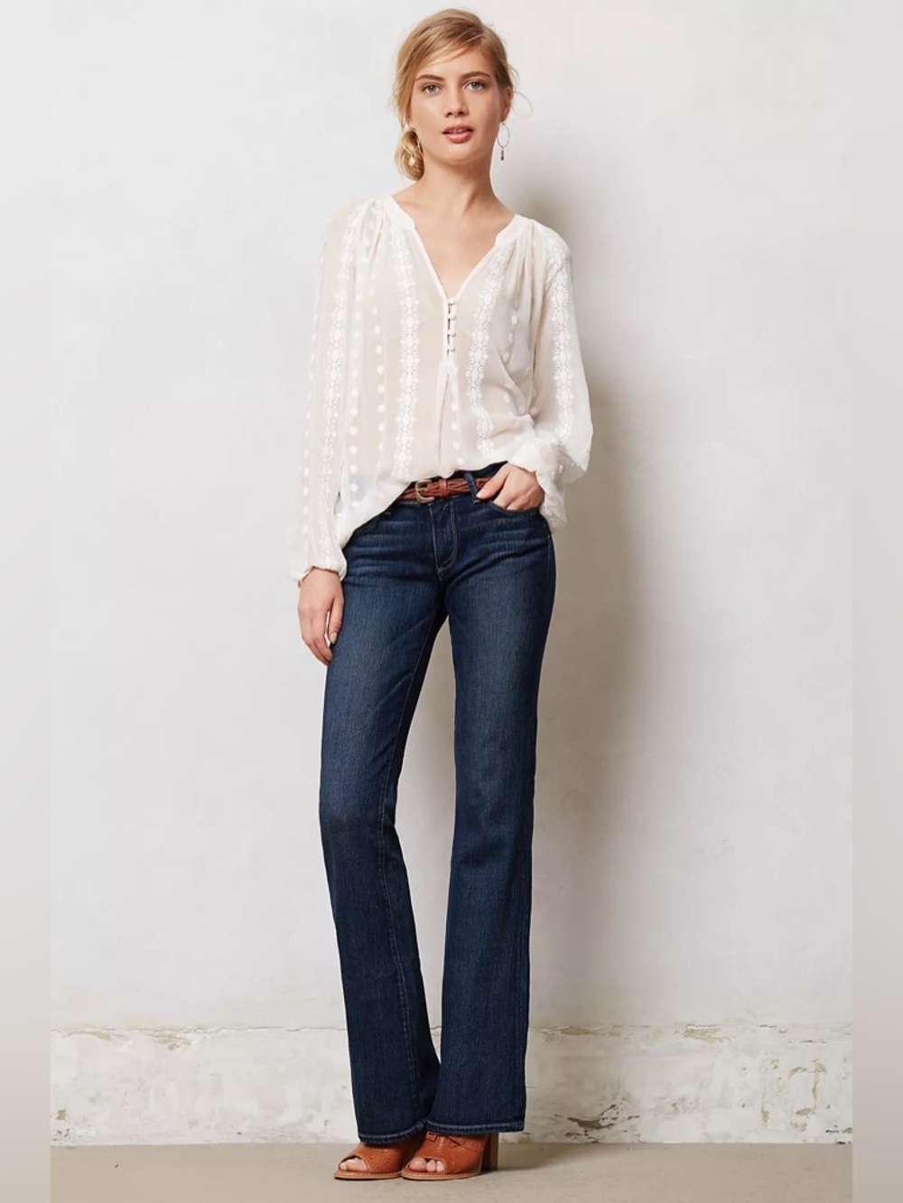 Paige Skyline Bootcut Jeans, size 32